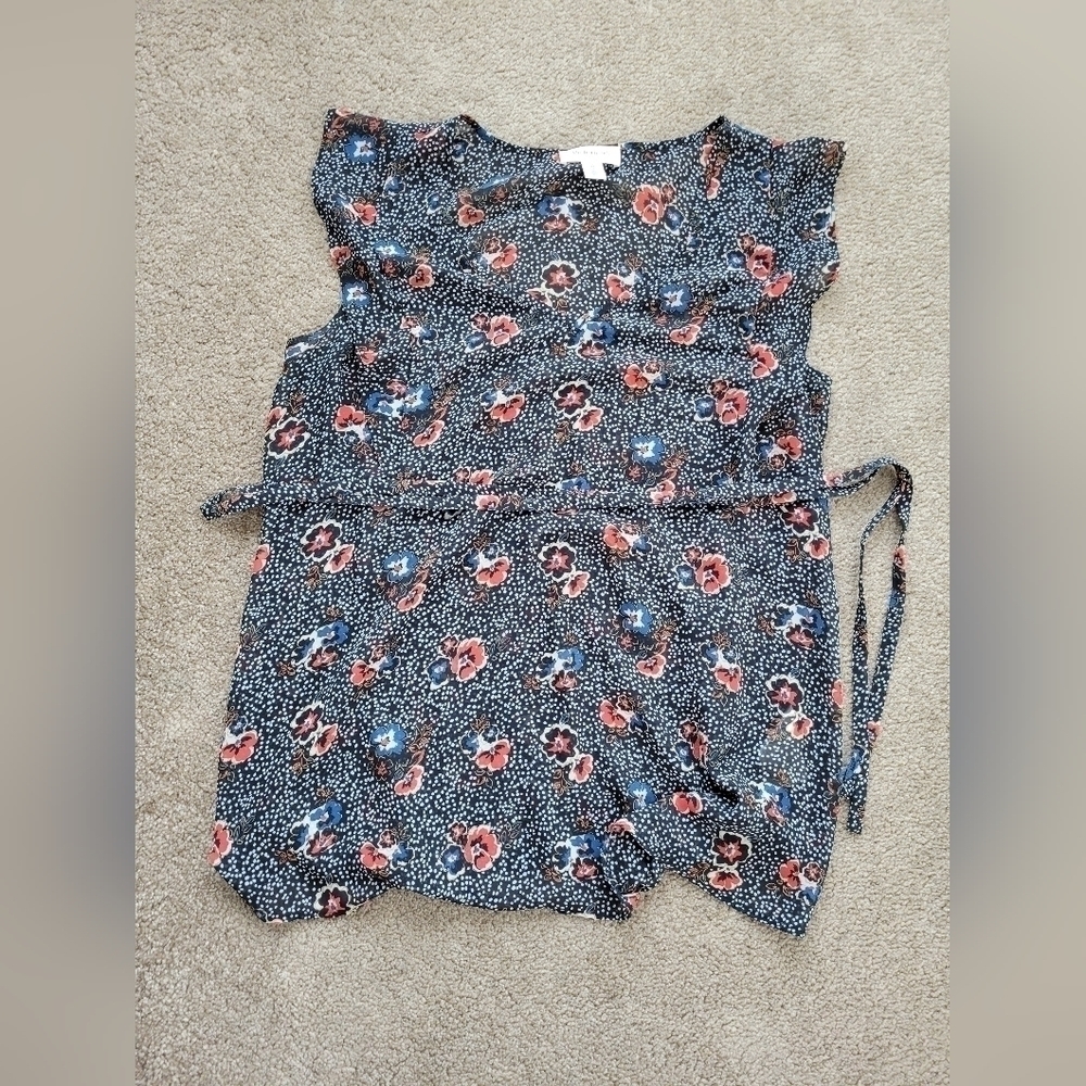 Motherhood Maternity black floral sheer flutter sleeve tank size M